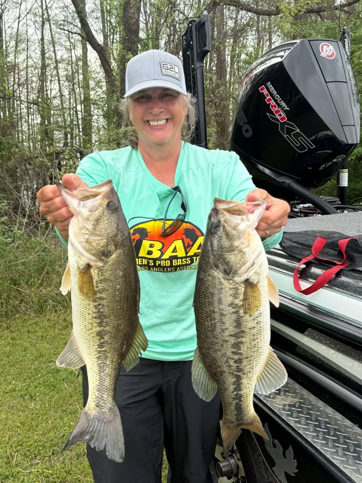 lady with fish